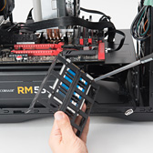 画像ギャラリー No.063のサムネイル画像 / 【PR】低負荷時にファン回転の止まるGTX 980カード「STRIX-GTX980-DC2OC-4GD5」を使って,超絶静かな小型ゲームPCを自作してみた