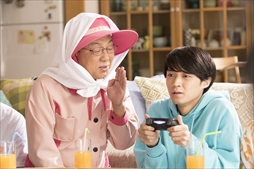 画像ギャラリー No.006のサムネイル画像 / 「New みんなのGOLF」，梅沢富美男さん出演の新CMを8月25日に放送開始。本日公開の特設サイトではインタビュー動画の公開も