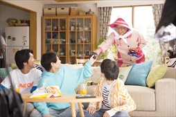 画像ギャラリー No.007のサムネイル画像 / 「New みんなのGOLF」，梅沢富美男さん出演の新CMを8月25日に放送開始。本日公開の特設サイトではインタビュー動画の公開も