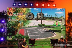 画像ギャラリー No.006のサムネイル画像 / フジテレビ「いいすぽ！」にて「いいすぽ！ Presents New みんなのGOLF クラシック」が開催。本格ゴルフ番組を思わせる戸張 捷さんの解説のもと，熱いマッチが展開