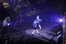 画像ギャラリー No.005のサムネイル画像 / 「PERSONA SUPER LIVE P-SOUND BOMB !!!! 2017 〜港の犯行を目撃せよ！〜」が開催。進化したライブ演出で観客を魅了