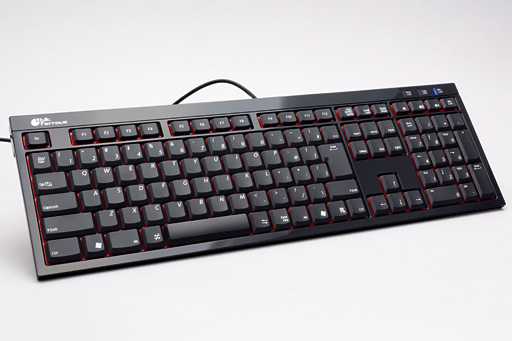 画像ギャラリー No.002のサムネイル画像 / ビット・トレード・ワンのゲーマー向けパンタグラフ式キーボード「BFKB113PBK」,1000円値下げで税別3980円に