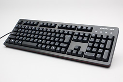 画像ギャラリー No.002のサムネイル画像 / ビット・トレード・ワン，「BFKB109UP1」を値下げ。シンプルなゲーマー向けキーボードが4000円台前半で購入可能に