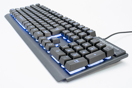 画像ギャラリー No.032のサムネイル画像 / 税込約3000円のゲーマー向けキーボード「デスイルミネーター」レビュー。エントリー市場の大本命か?