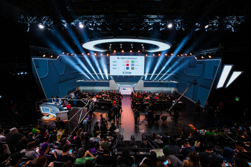 画像ギャラリー No.012のサムネイル画像 / 1週間で延べ1000万人が観戦。「Overwatch League」の観衆として，本格派プロリーグの白熱した戦いの様子を身近に感じてきた