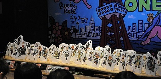 画像ギャラリー No.003のサムネイル画像 / 「世界樹の迷宮V」の「発売後なんでもOKトークショー」をレポート。古代祐三氏と日向悠二氏がシリーズへの思いや開発時のエピソードを語った