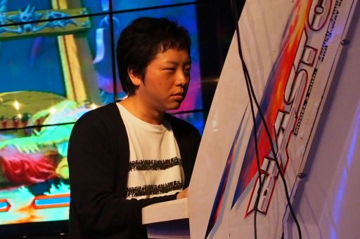 画像ギャラリー No.028のサムネイル画像 / 「ヴァンパイアセイヴァー」の3on3大会「Judgement Day 6」レポート。稼働21年目の優勝は,リネ選手/海の子選手/こめまる選手によるチーム「DDCばけーしょん」の手に