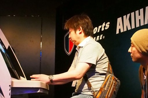 画像ギャラリー No.031のサムネイル画像 / 「ヴァンパイアセイヴァー」の3on3大会「Judgement Day 6」レポート。稼働21年目の優勝は,リネ選手/海の子選手/こめまる選手によるチーム「DDCばけーしょん」の手に