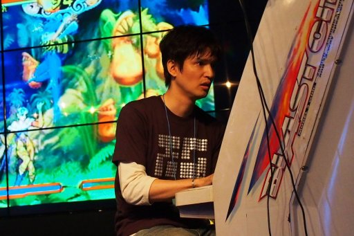 画像ギャラリー No.037のサムネイル画像 / 「ヴァンパイアセイヴァー」の3on3大会「Judgement Day 6」レポート。稼働21年目の優勝は,リネ選手/海の子選手/こめまる選手によるチーム「DDCばけーしょん」の手に