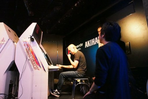 画像ギャラリー No.044のサムネイル画像 / 「ヴァンパイアセイヴァー」の3on3大会「Judgement Day 6」レポート。稼働21年目の優勝は,リネ選手/海の子選手/こめまる選手によるチーム「DDCばけーしょん」の手に