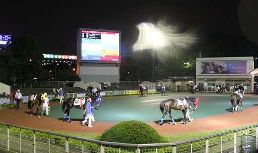 画像ギャラリー No.003のサムネイル画像 / 東京シティ競馬で「Winning Post」の冠レースが開催。会場内には特設ブースも設置され,豪華賞品が当たる抽選会も
