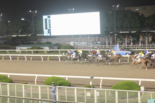 画像ギャラリー No.013のサムネイル画像 / 東京シティ競馬で「Winning Post」の冠レースが開催。会場内には特設ブースも設置され,豪華賞品が当たる抽選会も