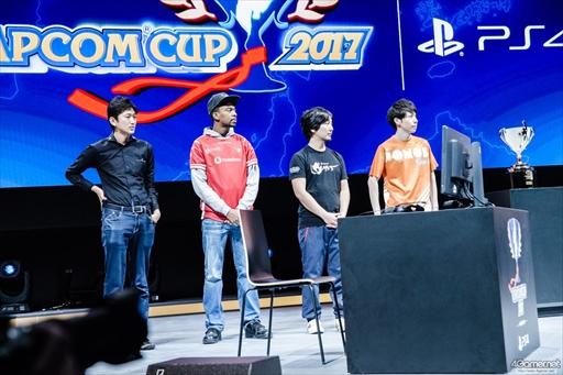 画像ギャラリー No.007のサムネイル画像 / 「ストリートファイターV」の公式世界大会「Capcom Cup 2017」，最終日Twitterまとめ。ドミニカ共和国のMenaRD選手が優勝