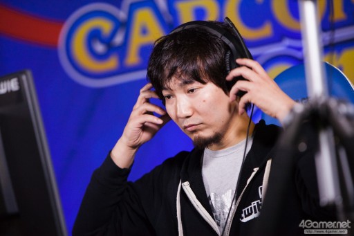 画像ギャラリー No.017のサムネイル画像 / 大波乱となった「Capcom Cup 2016」Day1現地レポートまとめ。6人の日本人選手がTOP8進出。優勝候補・Infiltration，ときど，ウメハラ選手らは敗退へ