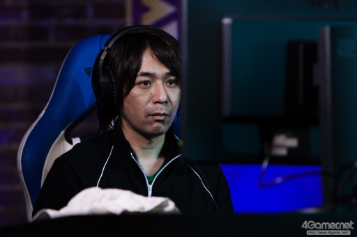 画像ギャラリー No.099のサムネイル画像 / 大波乱となった「Capcom Cup 2016」Day1現地レポートまとめ。6人の日本人選手がTOP8進出。優勝候補・Infiltration，ときど，ウメハラ選手らは敗退へ