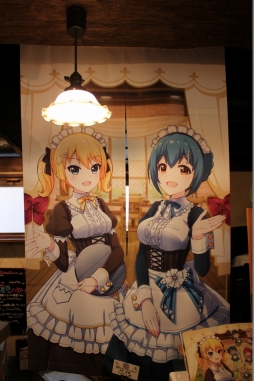 画像ギャラリー No.006のサムネイル画像 / お帰り先生……いや,お帰りなさいませ“ご主人様”。「バトルガールハイスクール」コラボカフェ第2弾の様子をフォトレポート形式でお届け