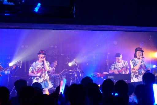 画像ギャラリー No.015のサムネイル画像 / 新生Falcom jdk BANDの初ライブ「Falcom jdk BAND θ（シータ） Live」が開催。アイドルユニット「リアル☆SPiKA」も参戦し，全16曲を熱演