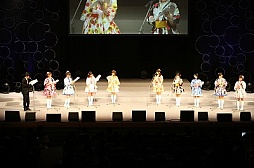 画像ギャラリー No.010のサムネイル画像 / 「アイドルマスター シンデレラガールズ」，「デレラジA」公録イベントをレポ。武内さんがイジり倒され，桜咲さんが恐怖を呼ぶ!?