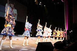 画像ギャラリー No.011のサムネイル画像 / 「アイドルマスター シンデレラガールズ」，「デレラジA」公録イベントをレポ。武内さんがイジり倒され，桜咲さんが恐怖を呼ぶ!?