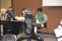 画像ギャラリー No.010のサムネイル画像 / 「DEAD OR ALIVE FESTIVAL」のフォト&コスプレイベントをレポート。本物そっくりのバース登場に会場は騒然