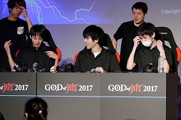 画像ギャラリー No.019のサムネイル画像 / スマホ向けRPG「HIT」のPvPイベントが開催。新レギュレーションのもと2代目の“GOD”が決定！