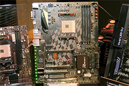画像ギャラリー No.015のサムネイル画像 / Ryzenの実効性能はこれからまだ上がる? AMDがRyzenの利点をアピールする説明会を開催