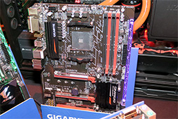 画像ギャラリー No.017のサムネイル画像 / Ryzenの実効性能はこれからまだ上がる? AMDがRyzenの利点をアピールする説明会を開催