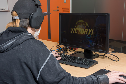 画像ギャラリー No.012のサムネイル画像 / Raven Ridge「Ryzen 5 2400G」「Ryzen 3 2200G」の統合型GPUでOverwatchとWoWs,PUBGは満足にプレイできるのか。実際に確かめてみた