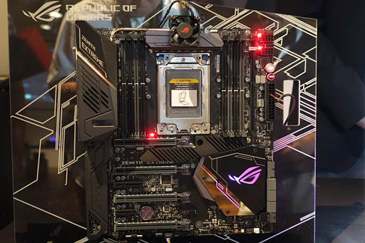 画像ギャラリー No.014のサムネイル画像 / AMD,第2世代Ryzen Threadripperのラインナップと価格を発表し,実動デモも披露