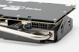 画像ギャラリー No.005のサムネイル画像 / PowerColorオリジナルクーラー搭載の「AXR9 380X 4GBD5-PPDHE」を試す。2016年を迎え,R9 380Xの立ち位置は変わったか