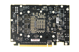 画像ギャラリー No.025のサムネイル画像 / 「Radeon R9 Nano」レビュー。全長159mmのFijiは,ここ数年で最も魅力的なRadeonだった