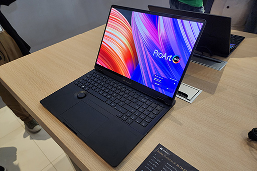 画像ギャラリー No.022のサムネイル画像 / ASUSが有機ELディスプレイ搭載ノートで大攻勢。重さ1kgの薄型軽量マシンから,ゲームにも使えるハイエンドPCまで多数を発表