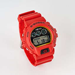 画像ギャラリー No.002のサムネイル画像 / RPG「MOTHER」×G-SHOCKコラボ第2弾の発売が決定。3月14日よりオンラインの「MOTHERのおみせ」にて抽選販売の申込み受付を開始