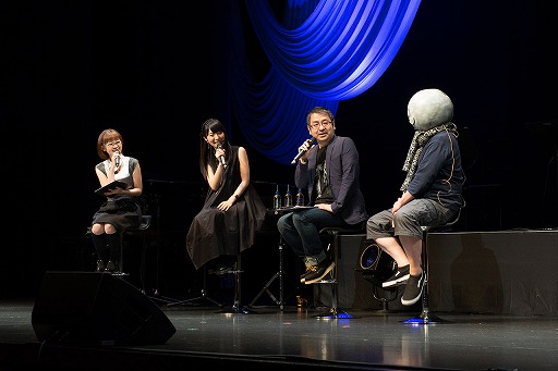 画像ギャラリー No.002のサムネイル画像 / NieRファンが待ち望んでいた夢のような一夜。盛りだくさんの内容で楽しませてくれた「NieR Music Concert ＆ Talk Live 滅ビノ シロ 再生ノ クロ」レポート