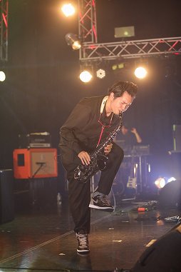 画像ギャラリー No.003のサムネイル画像 / 「LIVE A LIVE A LIVE 2019 新宿編 〜25th Anniversary〜」をレポート。発売から四半世紀を経てなお人気のタイトルにふさわしい,熱い展開に
