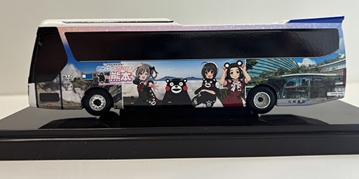 画像ギャラリー No.003のサムネイル画像 / 「アイマス シンデレラガールズ」×熊本地域応援プロジェクト,神崎蘭子らアイドルたちを描いたラッピングバスの模型を10月8日より予約販売