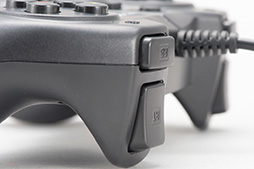 画像ギャラリー No.016のサムネイル画像 / HORIのPC用ゲームパッド「EDGE 301」は,「Xbox 360 Controller」を置き換える新標準になれるか