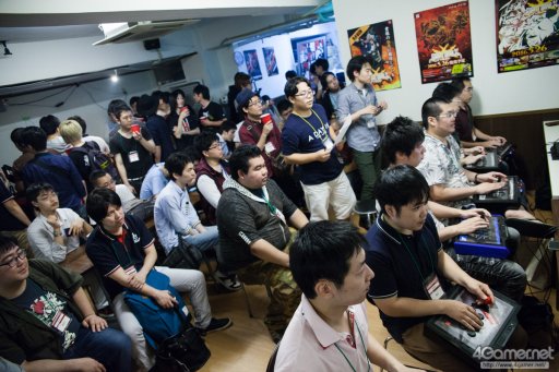 画像ギャラリー No.008のサムネイル画像 / 「GUILTY GEAR Xrd -REVELATOR-」を種目に,8時間超の戦いが繰り広げられた「GODSGARDEN #11」フォトレポート。優勝は関西勢のおみと選手