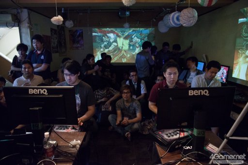 画像ギャラリー No.017のサムネイル画像 / 「GUILTY GEAR Xrd -REVELATOR-」を種目に,8時間超の戦いが繰り広げられた「GODSGARDEN #11」フォトレポート。優勝は関西勢のおみと選手