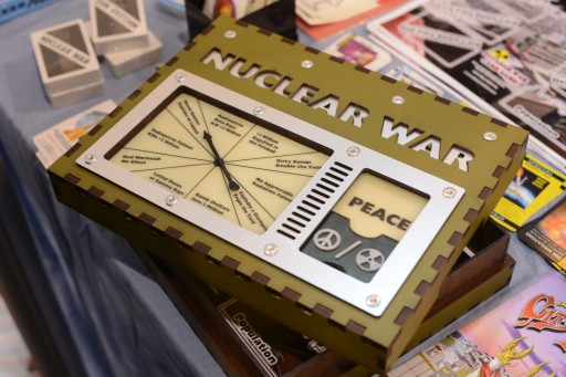 画像ギャラリー No.002のサムネイル画像 / 「Nuclear War」から「クイーンズブレイド」まで歩み続けた40年。最新第8版「T＆T」をリリースしたFlying Buffaloに，SPIEL会場で話を聞いてみた