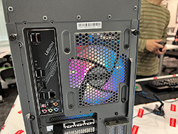 画像ギャラリー No.011のサムネイル画像 / RTX 40シリーズ搭載のゲームノートPC「Legion Pro 7i」などが国内発売。カジュアルゲーマー向けの新ブランド「LOQ」も公開に