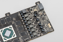 画像ギャラリー No.034のサムネイル画像 / Sapphire渾身のRX 480カード「NITRO＋」レビュー。メモリ容量8GB版と4GB版にはそれぞれ異なる個性があった