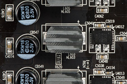 画像ギャラリー No.035のサムネイル画像 / Sapphire渾身のRX 480カード「NITRO＋」レビュー。メモリ容量8GB版と4GB版にはそれぞれ異なる個性があった