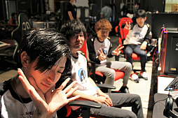 画像ギャラリー No.003のサムネイル画像 / 「PUBG JAPAN SERIES Season1 Grade1」,SunSister Suicider'sが4度のドン勝で総合1位に。歴戦チームの明暗が分かれたDAY3レポート