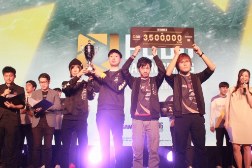 画像ギャラリー No.040のサムネイル画像 / 2度のドン勝を決めたSunSister Suicider'sが優勝! 「PUBG」国内初の賞金制大会「PJS Winter Invitational 2018」をレポート