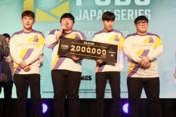 画像ギャラリー No.041のサムネイル画像 / 2度のドン勝を決めたSunSister Suicider'sが優勝! 「PUBG」国内初の賞金制大会「PJS Winter Invitational 2018」をレポート