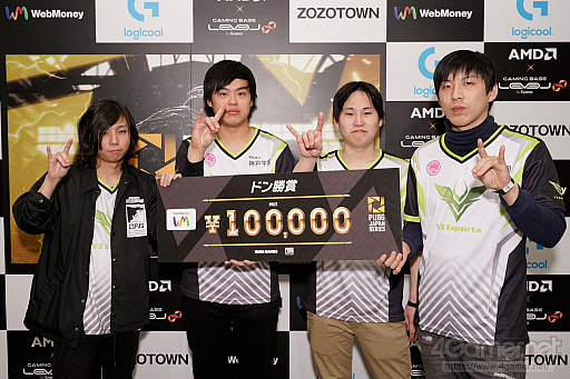 画像ギャラリー No.008のサムネイル画像 / 「PUBG JAPAN SERIES Season2 Grade1」。V3Fが2ドン勝でSSSに迫り,CGXも猛烈な追い上げを見せたDay2レポートを写真たっぷりでお届け