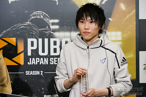 画像ギャラリー No.010のサムネイル画像 / 「PUBG JAPAN SERIES Season2 Grade1」。V3Fが2ドン勝でSSSに迫り,CGXも猛烈な追い上げを見せたDay2レポートを写真たっぷりでお届け
