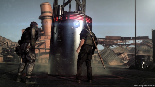 画像ギャラリー No.006のサムネイル画像 / 「METAL GEAR SURVIVE」の「シングルプレイモード」をプレイ。砂塵に包まれ，怪物が徘徊する未知の世界で，生き残るための厳しさを体感した