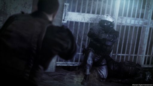 画像ギャラリー No.010のサムネイル画像 / 「METAL GEAR SURVIVE」の「シングルプレイモード」をプレイ。砂塵に包まれ，怪物が徘徊する未知の世界で，生き残るための厳しさを体感した
